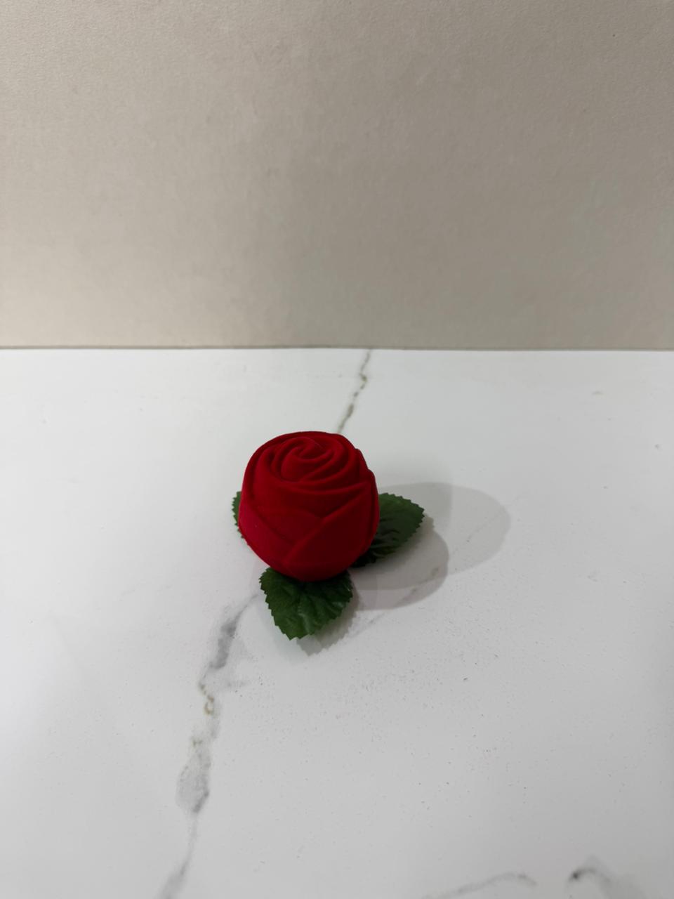 خاتم مخمل وردة