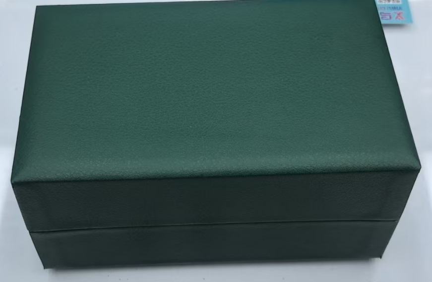=طقم ساعة وسنسال اخضر